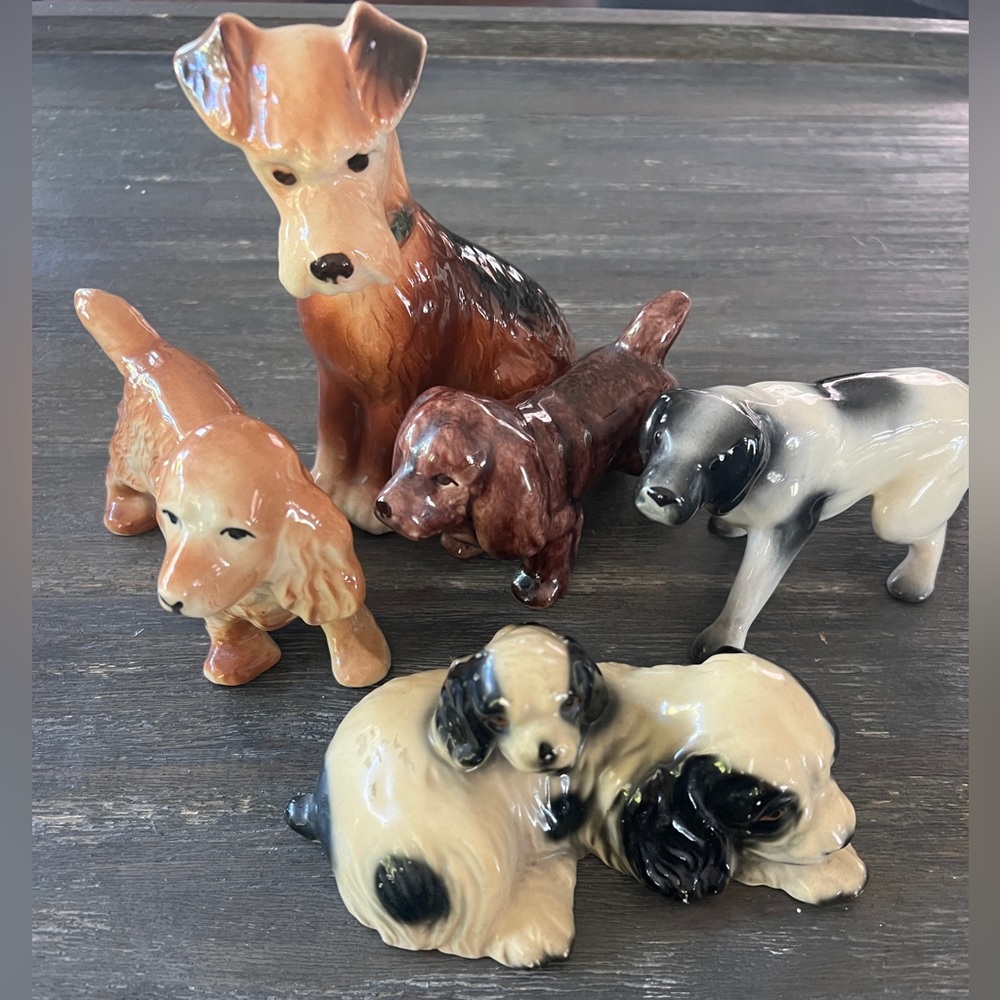 Vintage dogs. Collection of 5 , absolutely adorable.